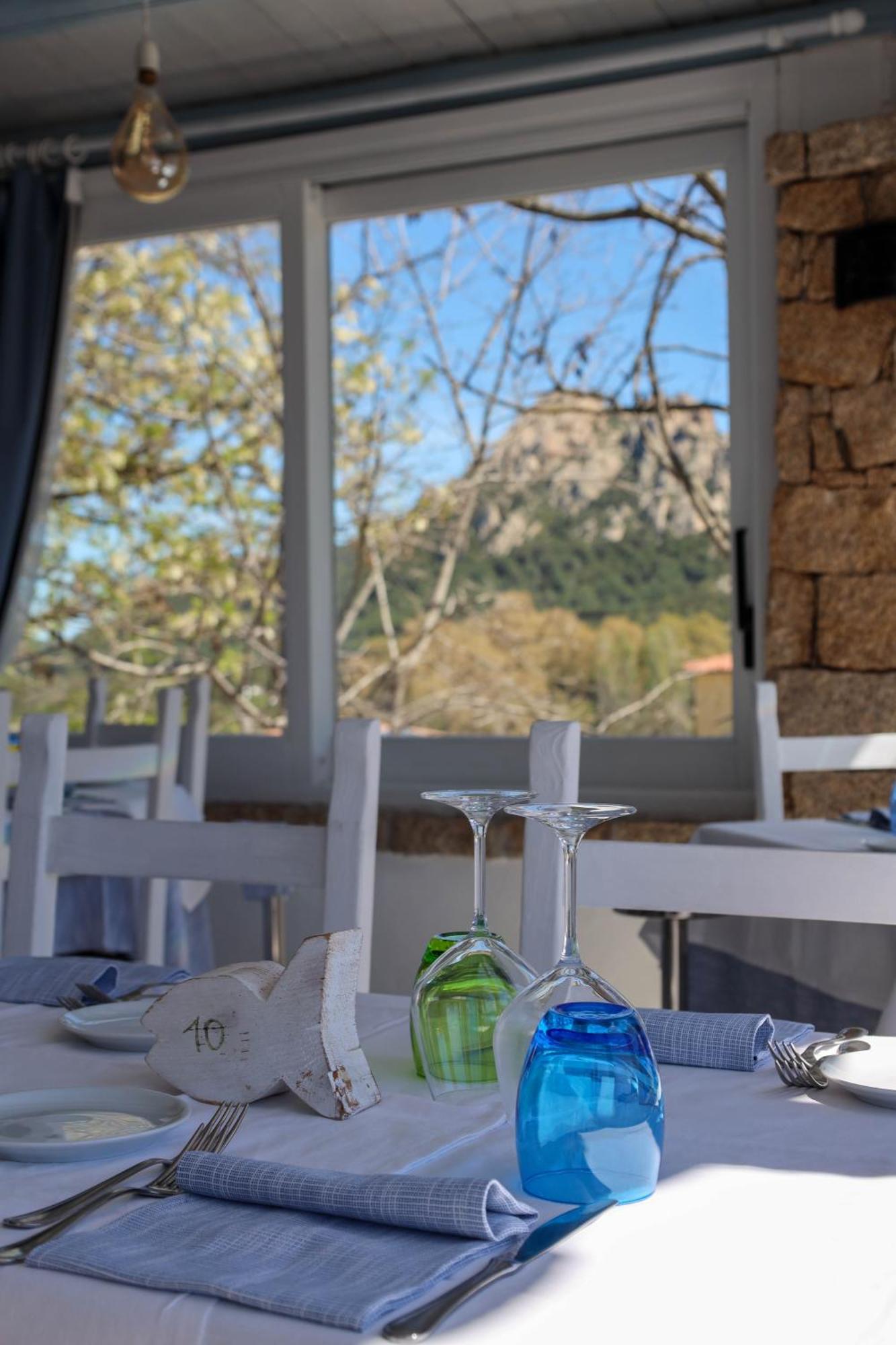 Boutique Hotel Sant'Andrea & Relais San Pantaleo Exterior photo