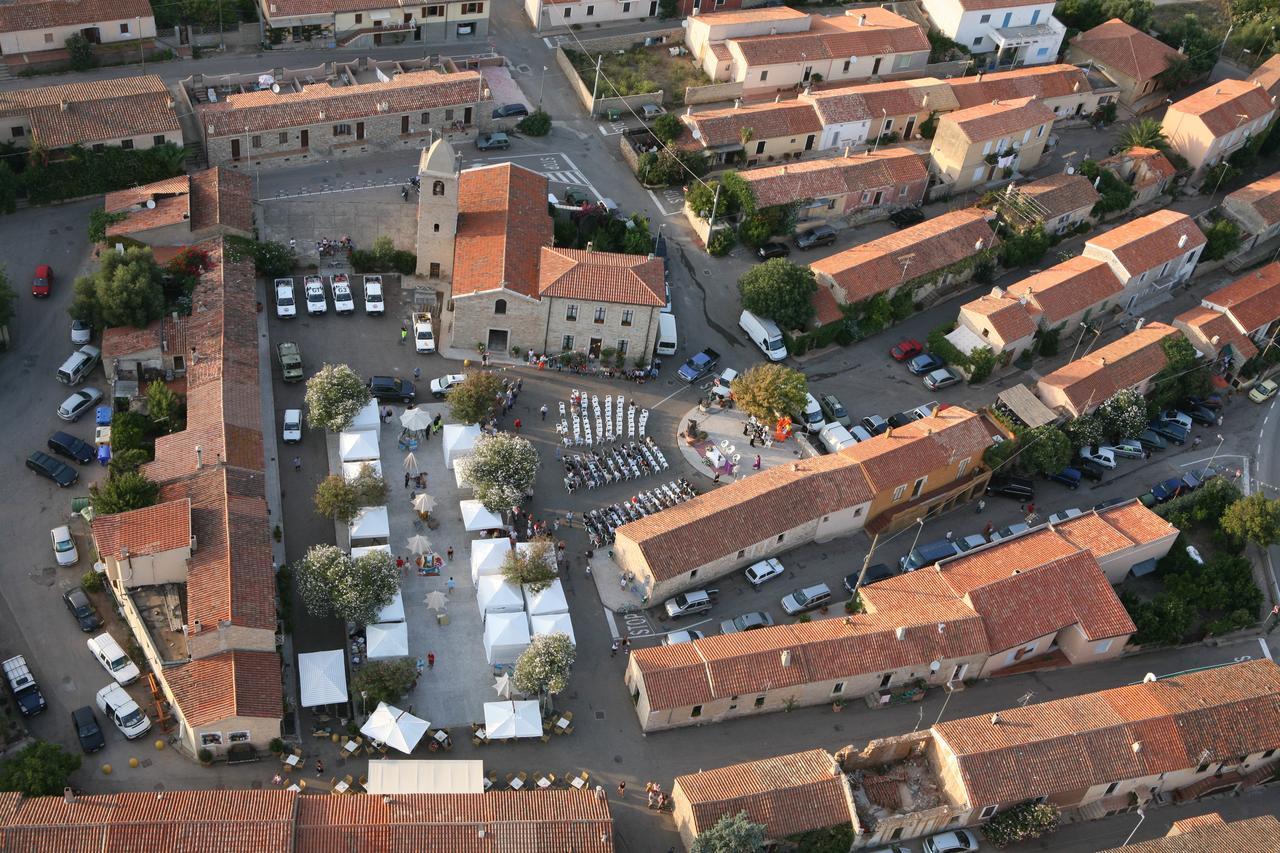 Boutique Hotel Sant'Andrea & Relais San Pantaleo Exterior photo