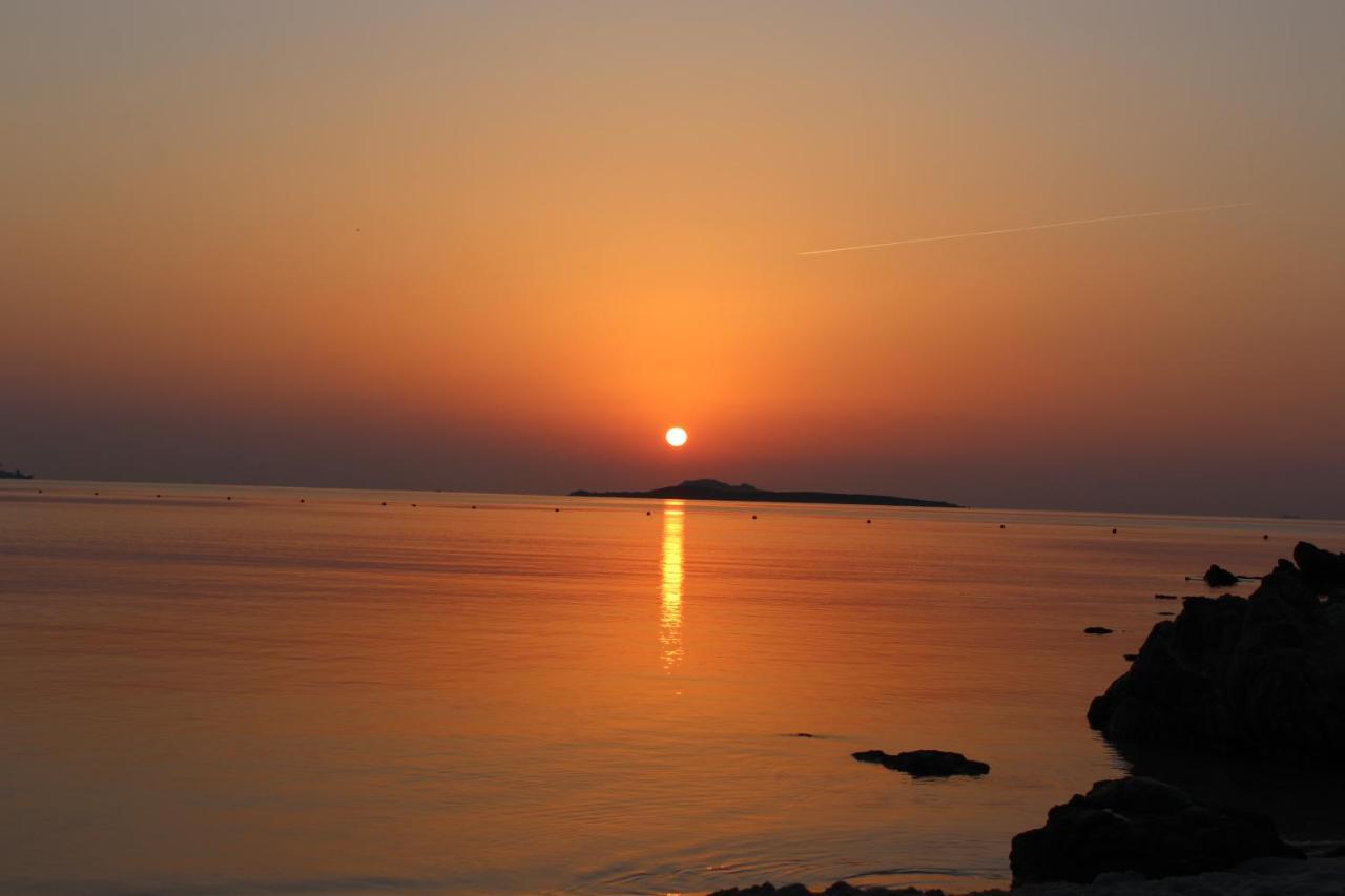 Boutique Hotel Sant'Andrea & Relais San Pantaleo Exterior photo